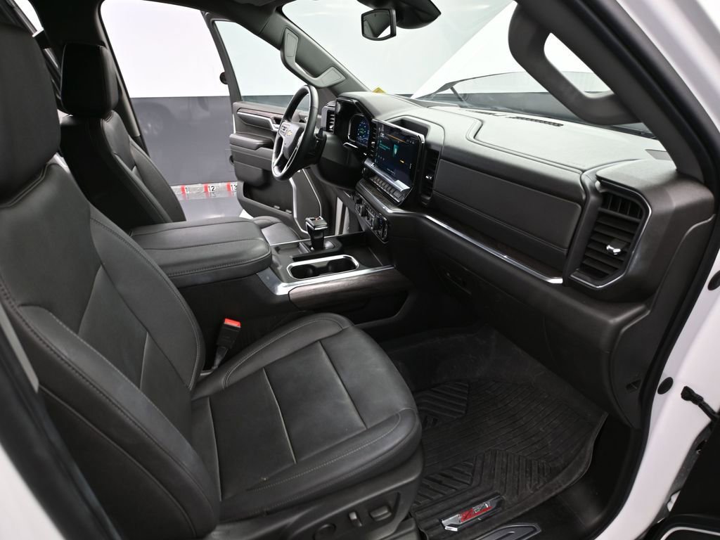Used 2023 Chevrolet Silverado 1500 LTZ image 54