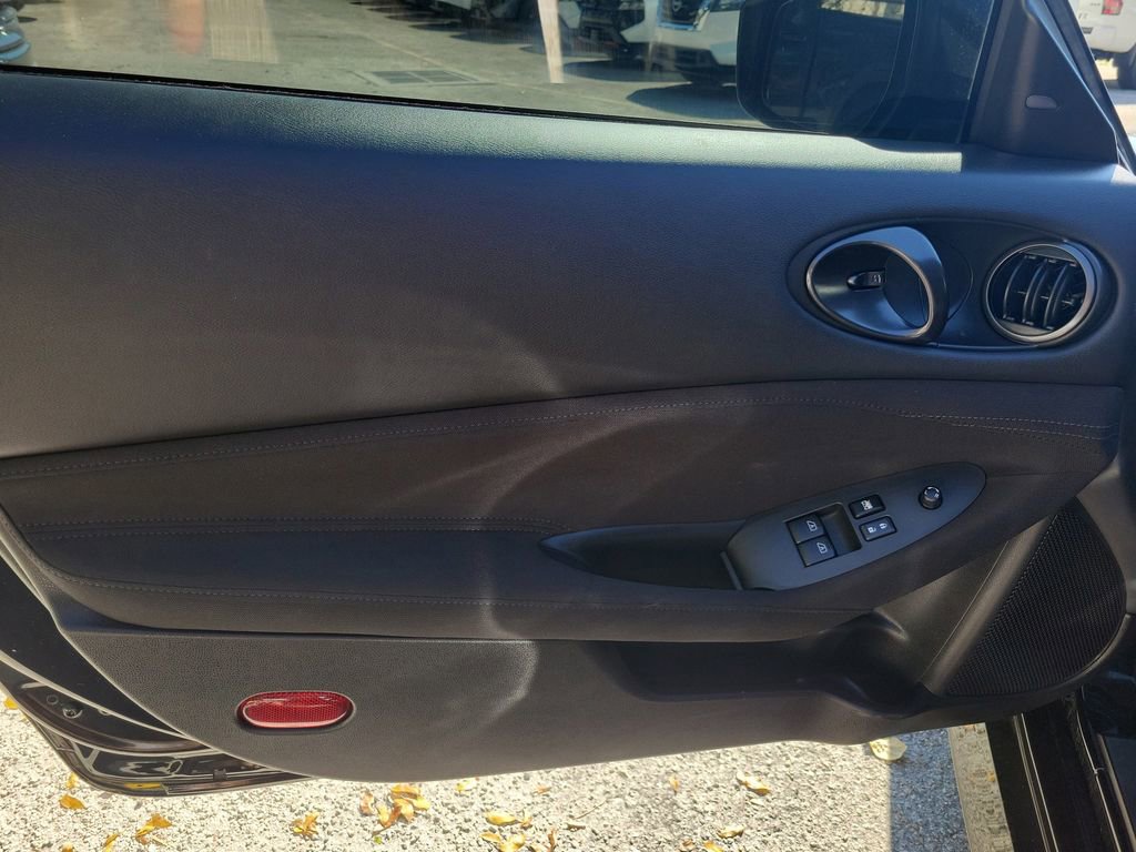 Certified 2024 Nissan Z Sport w/ Floor Mat Package image 19