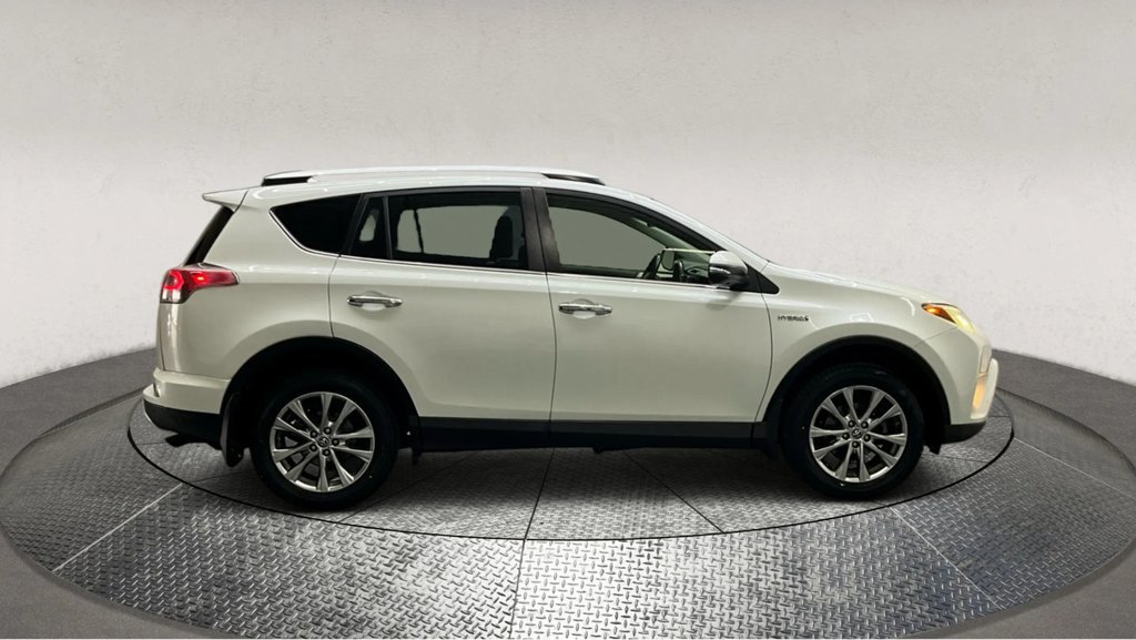 Used 2016 Toyota RAV4 Limited image 8