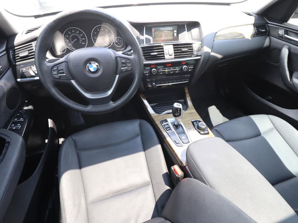 Used 2017 BMW X3 sDrive28i RWD image 9