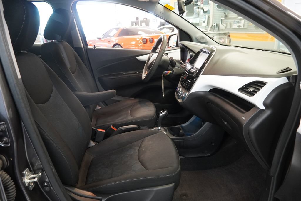 Used 2016 Chevrolet Spark LT image 32