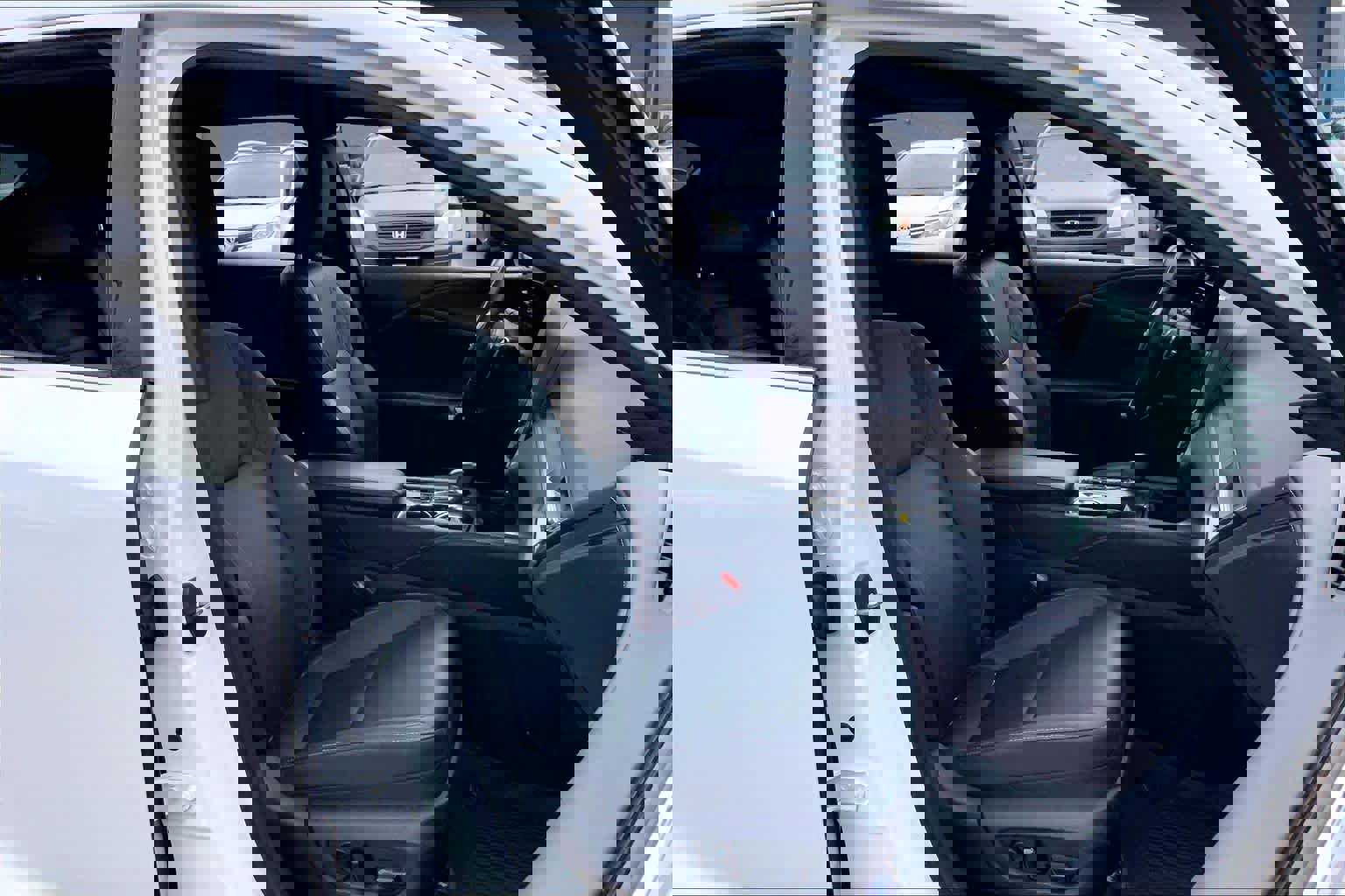 Used 2023 Lexus RX 350 Premium w/ Cold Area Package AWD/4WD image 9