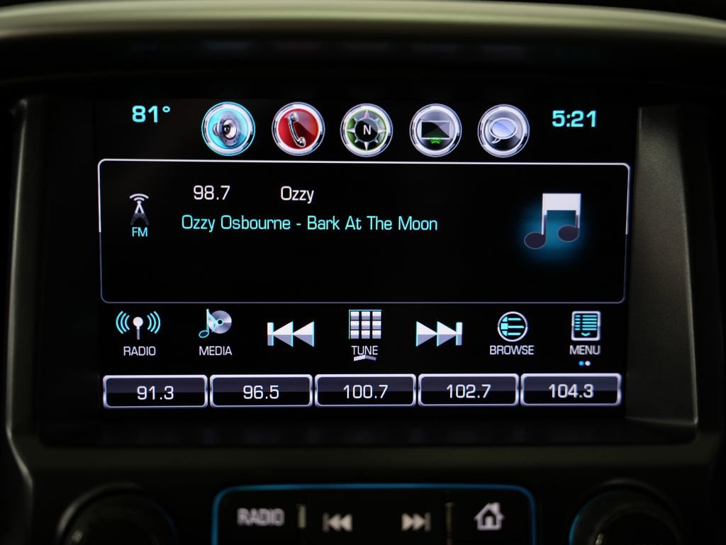 Used 2016 Chevrolet Colorado LT w/ LT Convenience Package RWD image 20