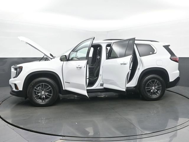Certified 2026 GMC Acadia Elevation w/ LPO, Floor Liner Package AWD/4WD image 55