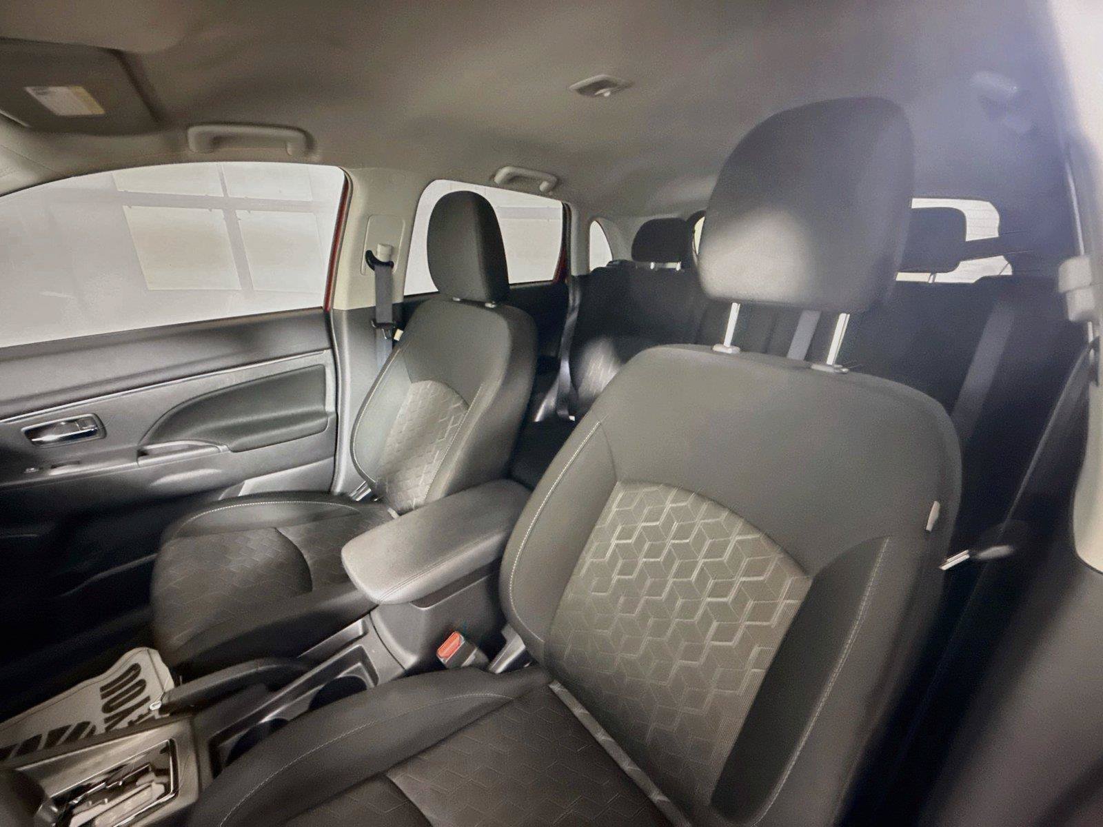 Used 2026 Mitsubishi Outlander Sport ES AWD/4WD image 12
