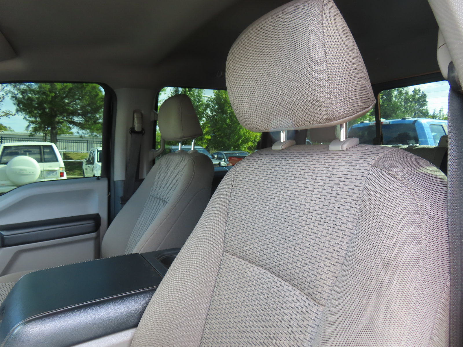 Used 2022 Ford F350 XLT w/ Black Appearance Package AWD/4WD image 29
