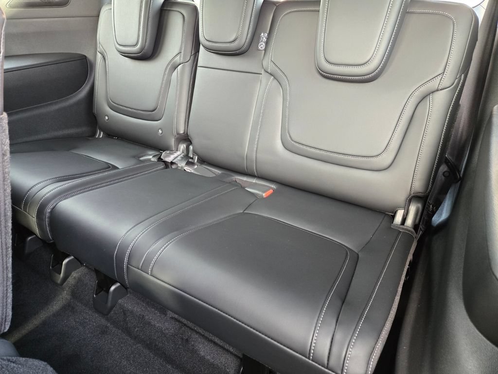 New 2026 Nissan Armada PRO-4X AWD/4WD image 9