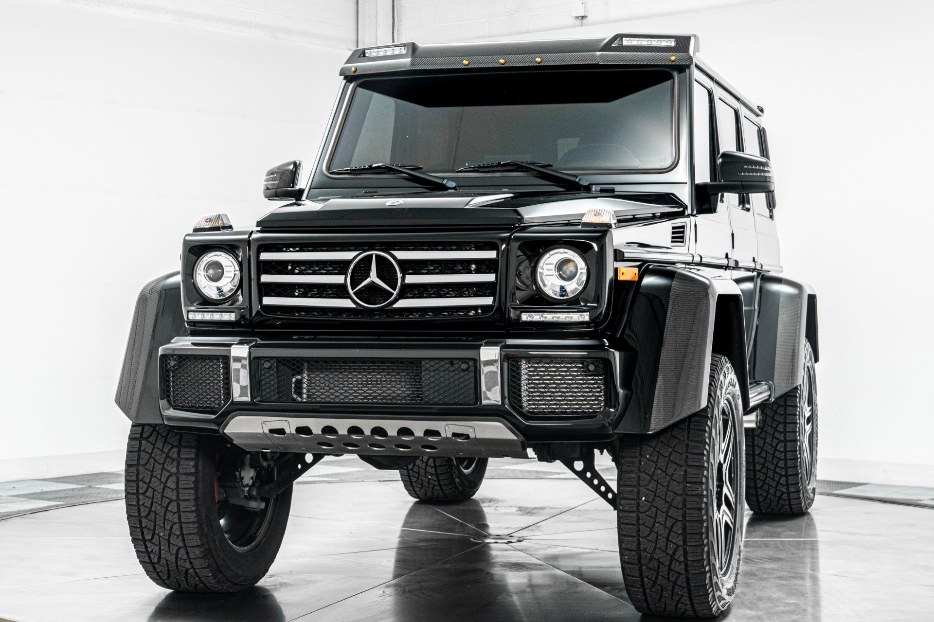 Used 2018 Mercedes-Benz G 550 Squared image 5