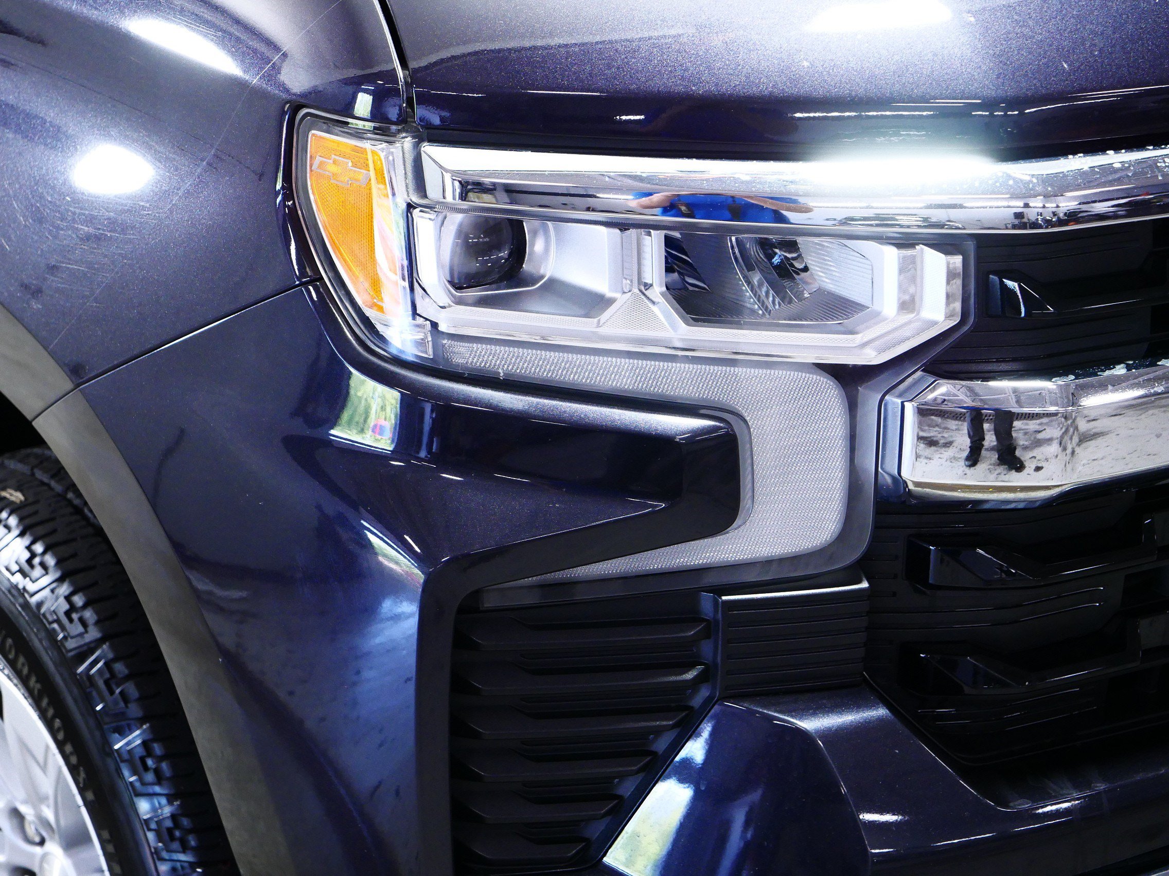 Used 2022 Chevrolet Silverado 1500 LT AWD/4WD image 16