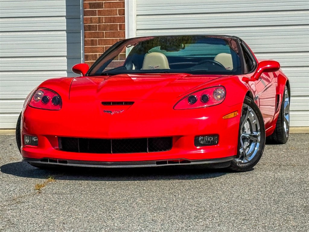 Used 2010 Chevrolet Corvette Grand Sport w/ Preferred Equipment Group image 11