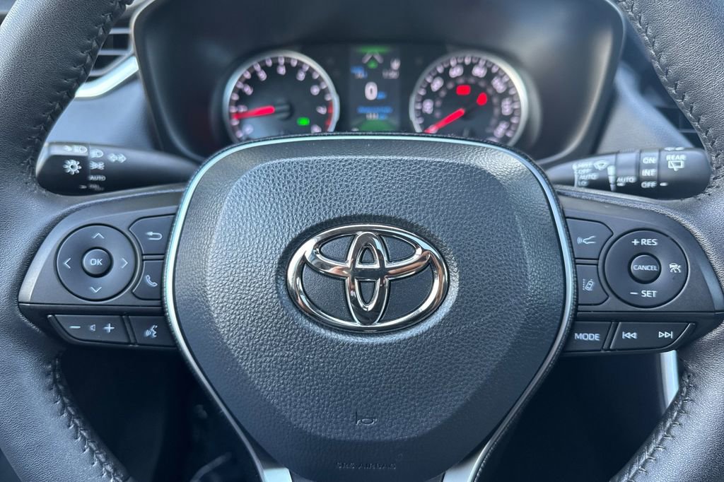 Certified 2022 Toyota RAV4 XLE w/ Convenience Package image 22