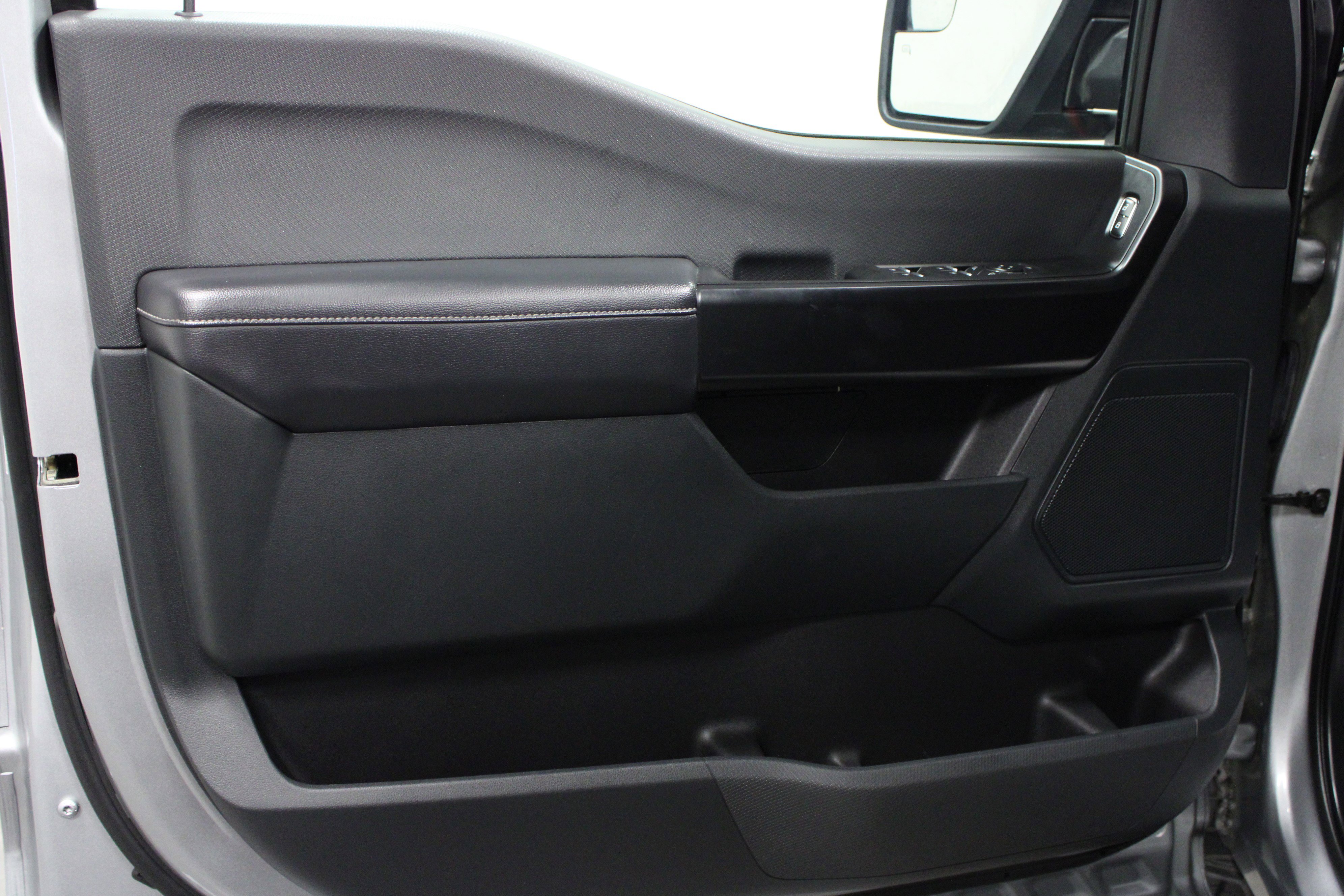 Used 2021 Ford F150 XL w/ STX Appearance Package image 11