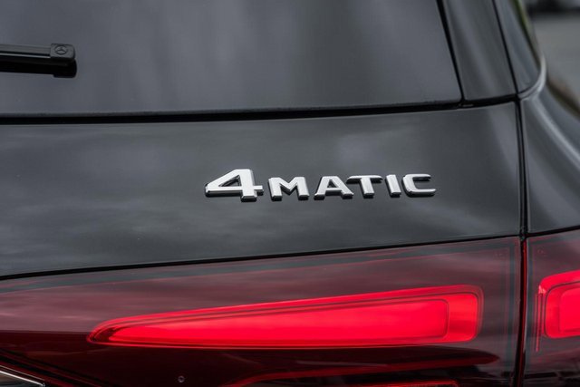 New 2026 Mercedes-Benz GLE 580 4MATIC image 9