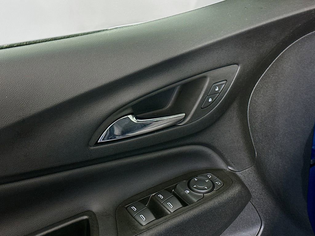 Used 2023 Chevrolet Equinox LT image 24