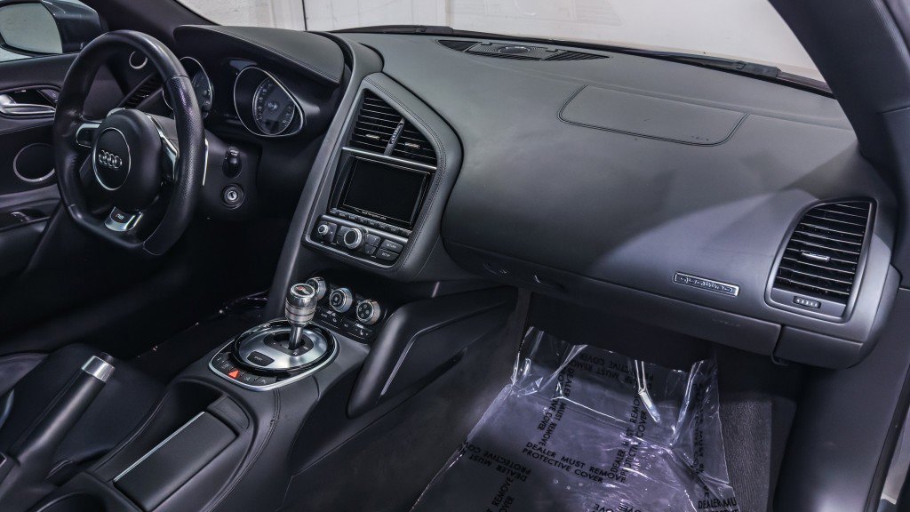 Used 2014 Audi R8 V8 image 20