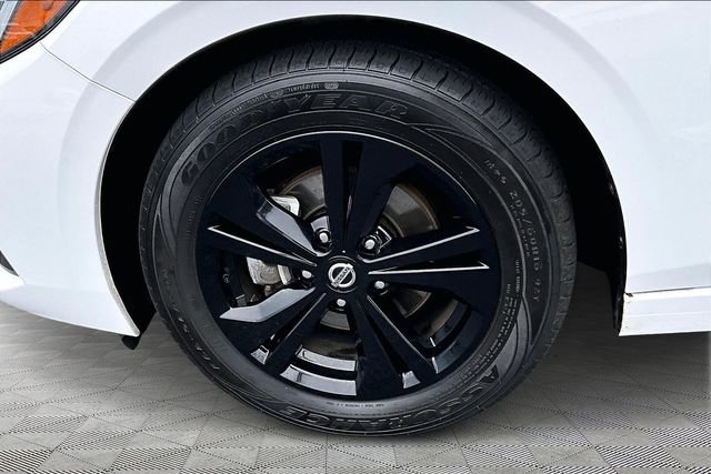 Used 2023 Nissan Sentra SV image 22