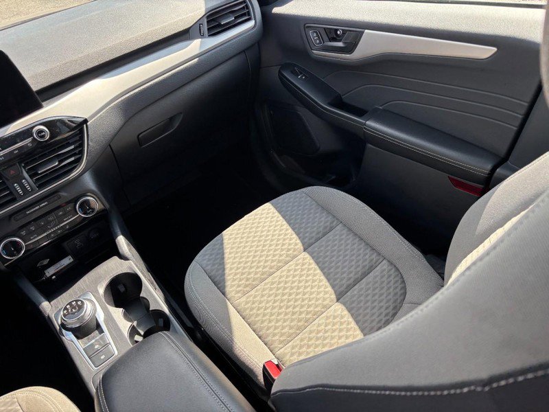 Used 2022 Ford Escape SE w/ SE Sport Appearance Package AWD/4WD image 15