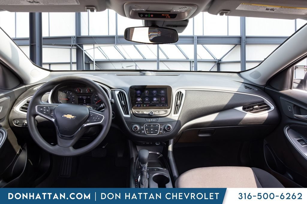 Used 2024 Chevrolet Malibu LT FWD image 4