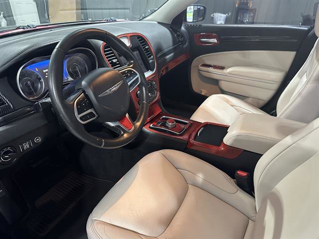 Used 2019 Chrysler 300 Touring L w/ Quick Order Package 22F image 14