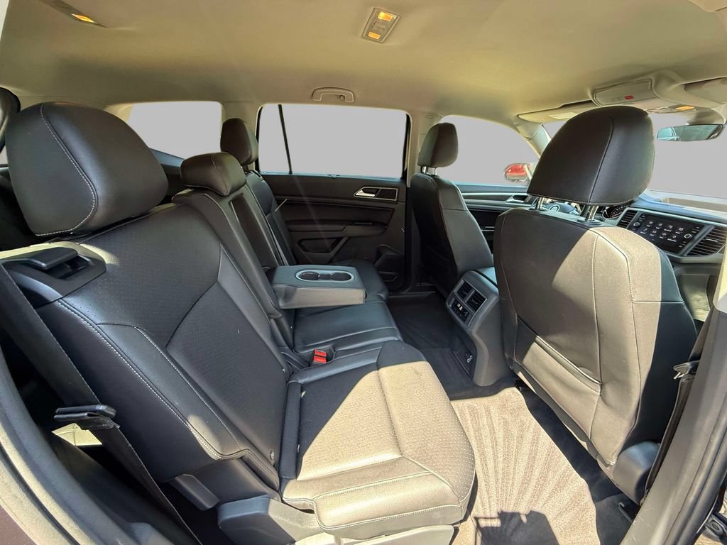 Used 2018 Volkswagen Atlas SE AWD/4WD image 16