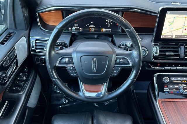 Used 2020 Lincoln Navigator L Reserve w/ Equipment Group 208A Reserve image 16