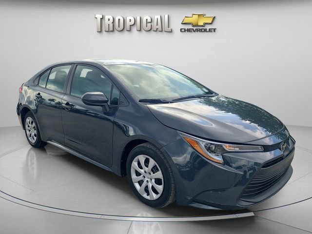 Used 2023 Toyota Corolla LE FWD image 7