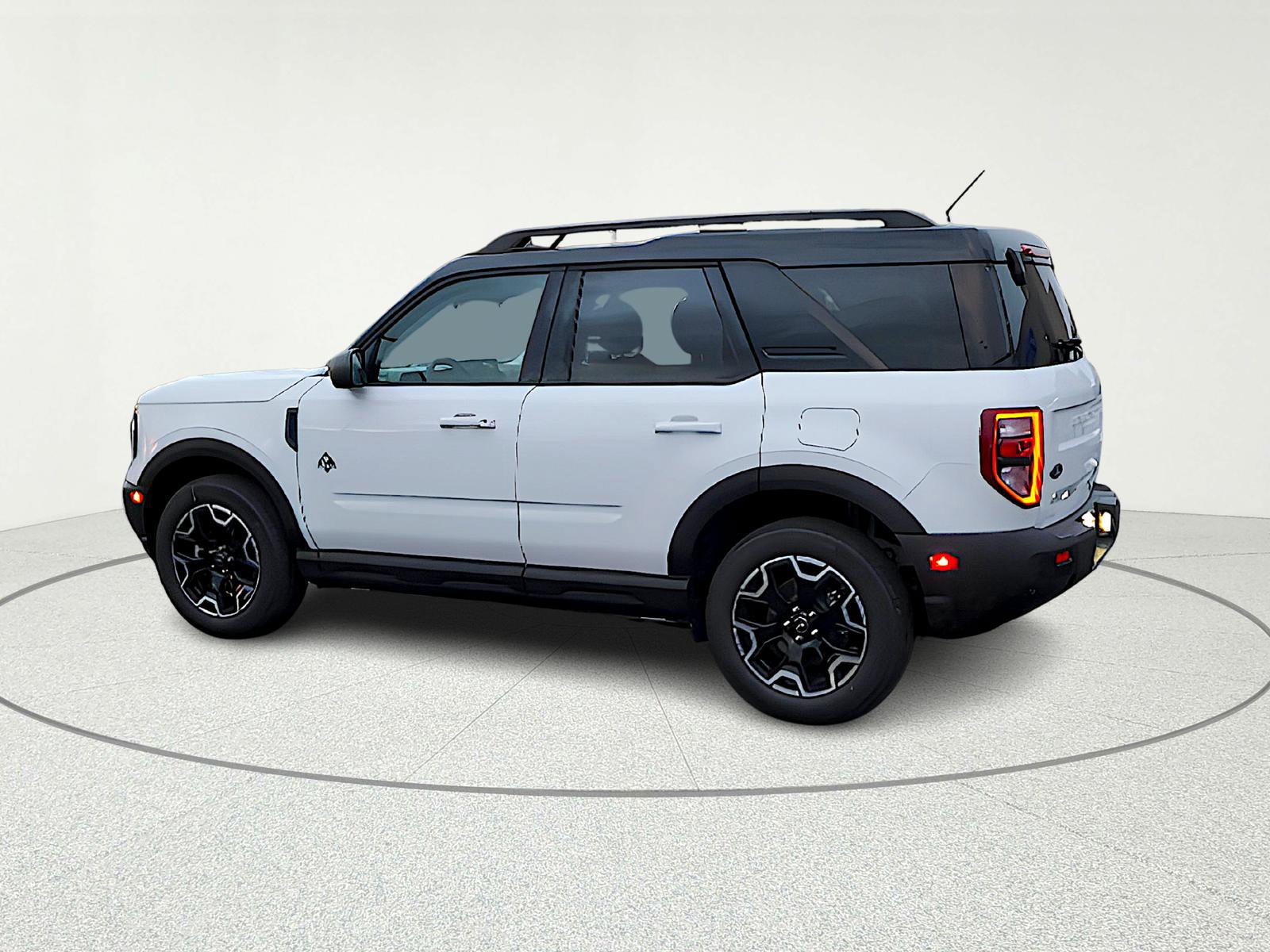 New 2025 Ford Bronco Sport Outer Banks image 5