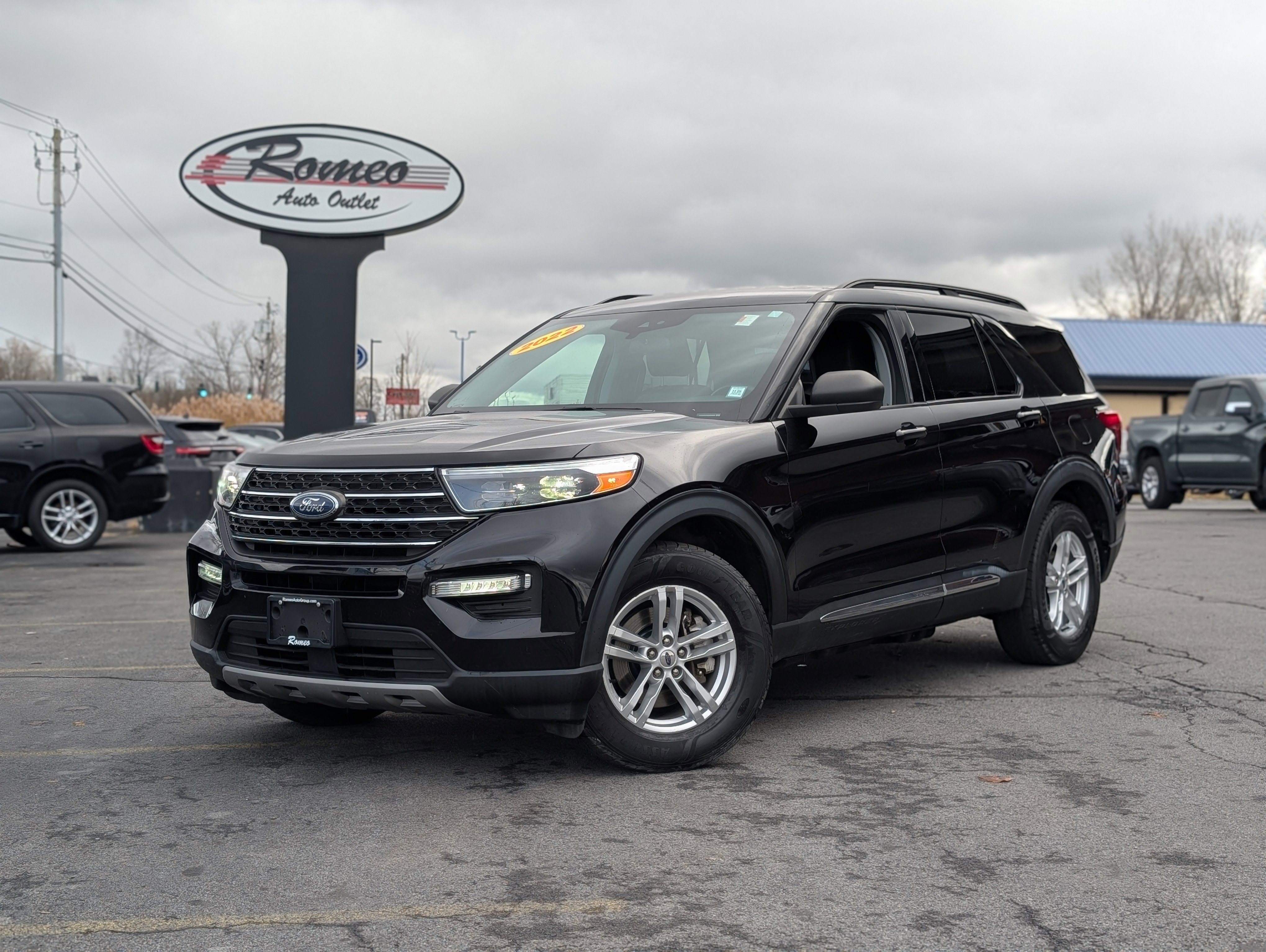 Used 2022 Ford Explorer XLT w/ Equipment Group 202A