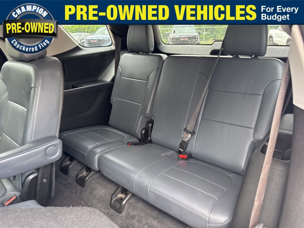 Used 2021 Chevrolet Traverse Premier w/ LPO, Cargo Package image 23