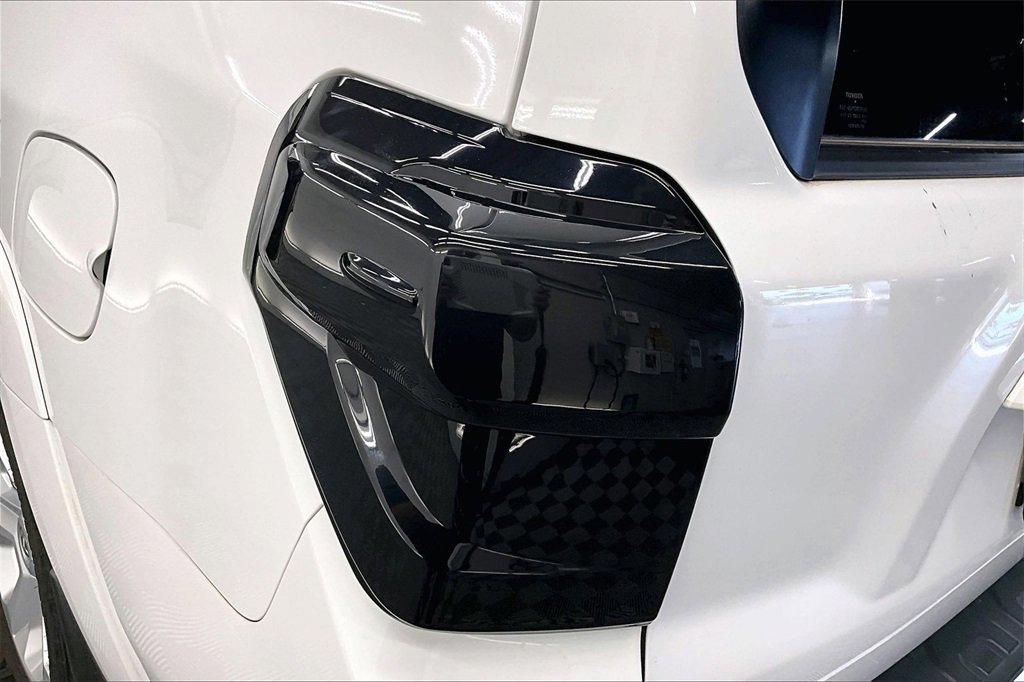 Used 2022 Toyota 4Runner SR5 Premium image 28