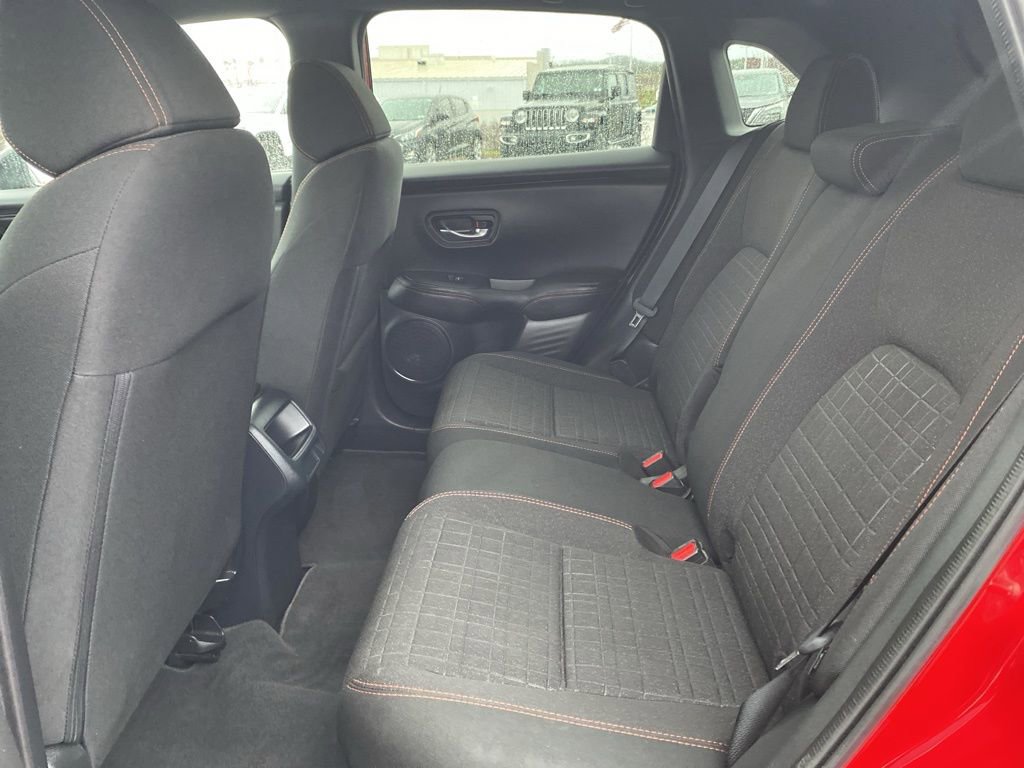 Used 2025 Honda HR-V Sport image 17