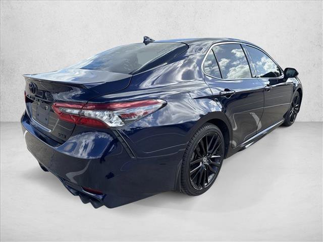 Used 2022 Toyota Camry XSE FWD image 5