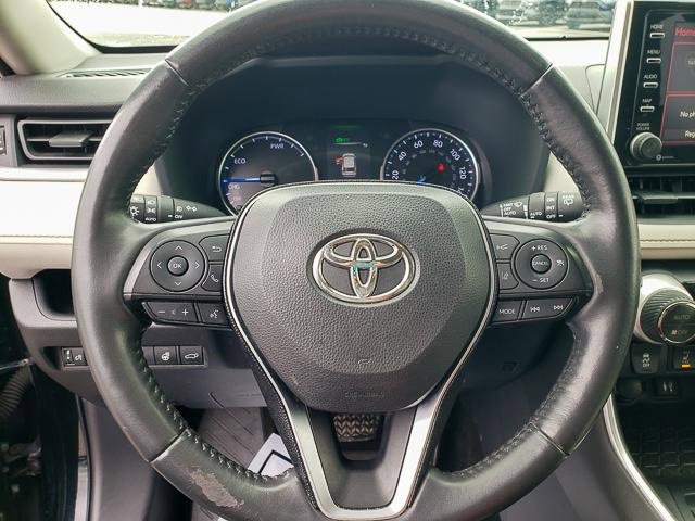 Used 2019 Toyota RAV4 XLE image 18