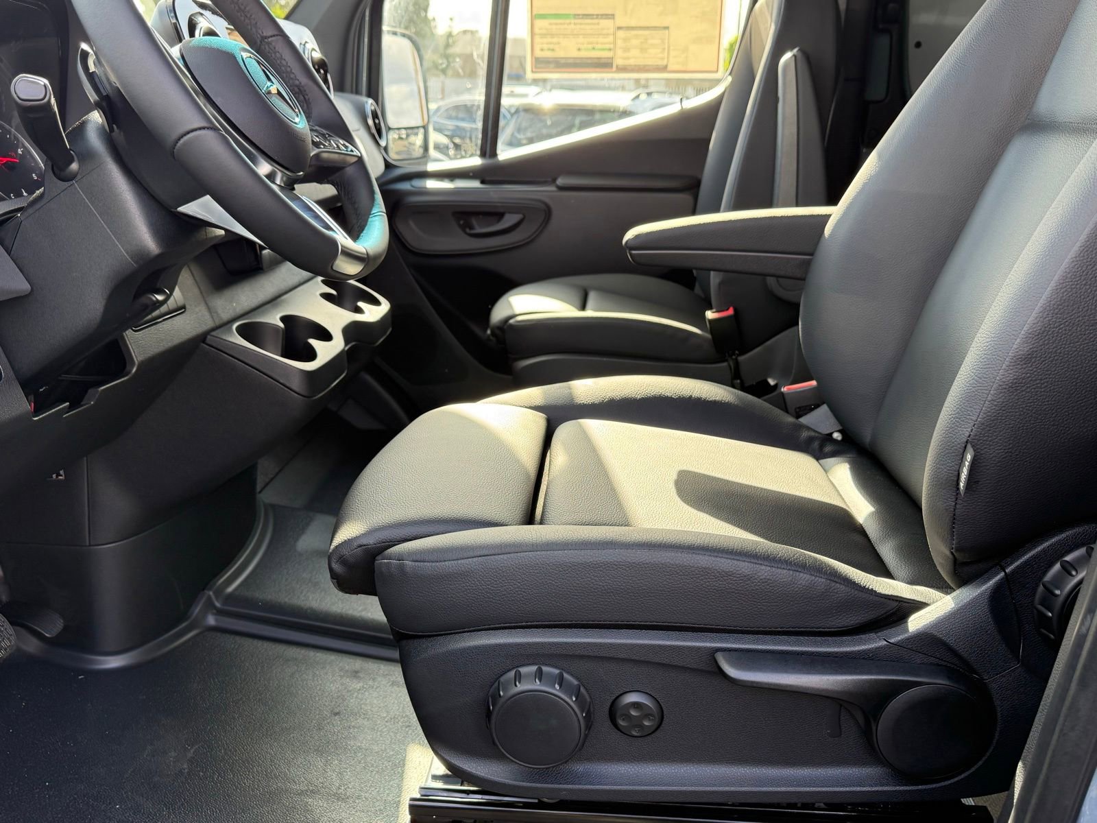 New 2026 Mercedes-Benz Sprinter 2500 image 19