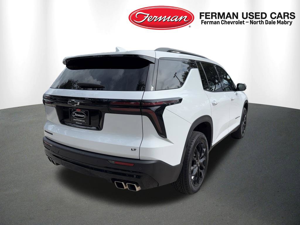 Used 2024 Chevrolet Traverse LT w/ Midnight/Sport Edition FWD image 9