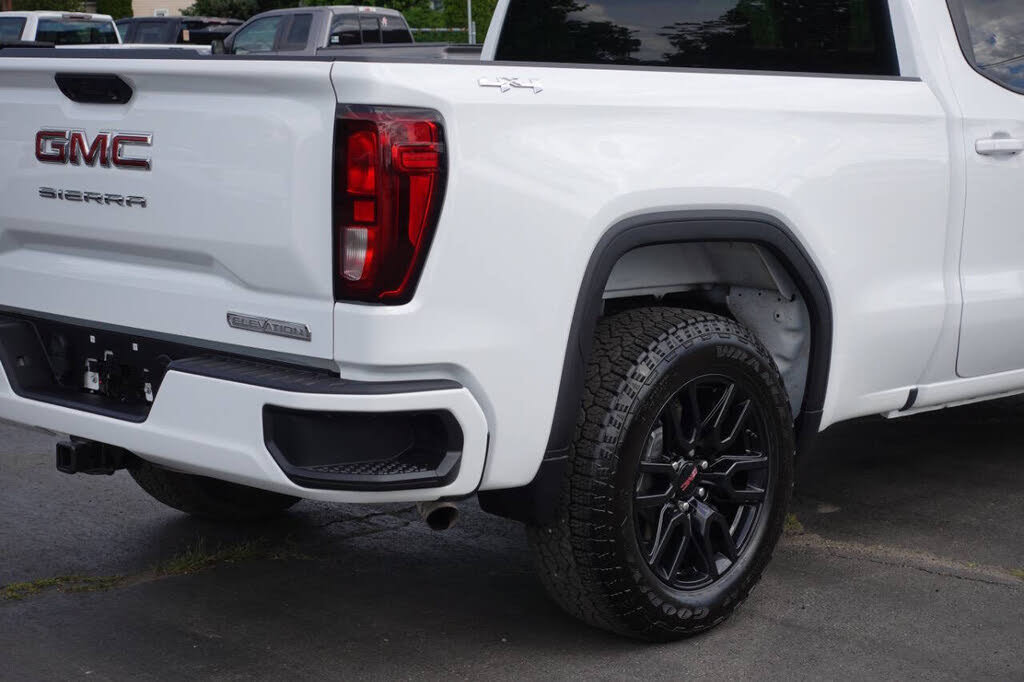 Used 2023 GMC Sierra 1500 Elevation AWD/4WD image 11