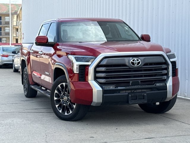 Used 2024 Toyota Tundra Limited w/ Power Package AWD/4WD image 2