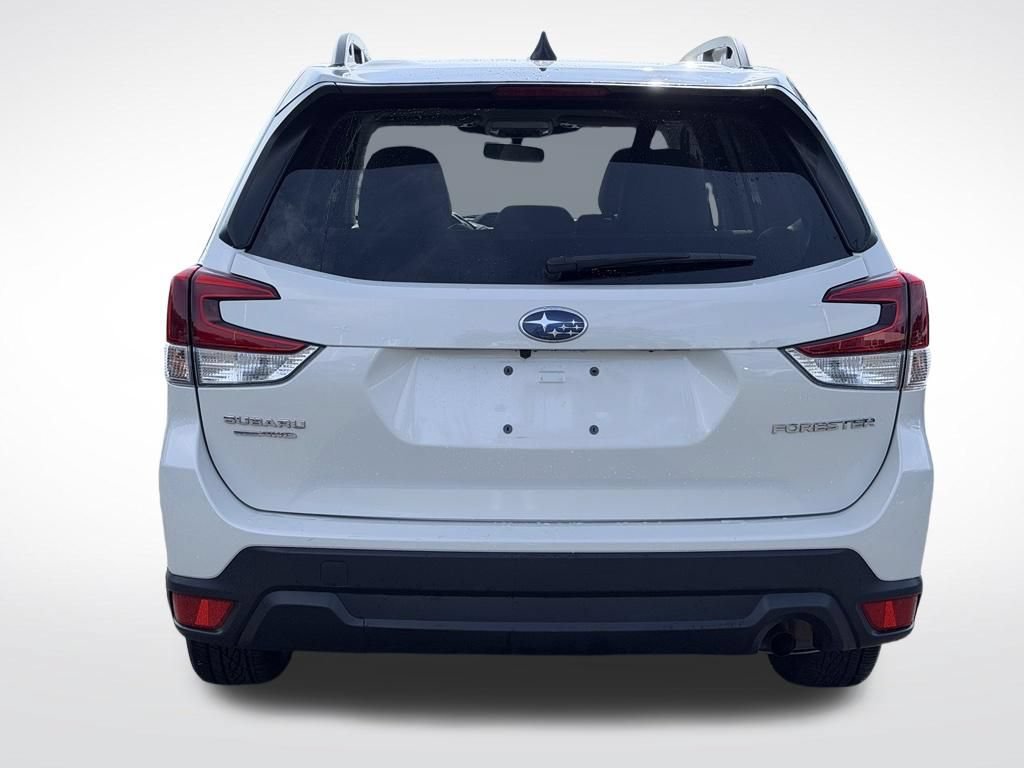 Used 2024 Subaru Forester Premium AWD/4WD image 7