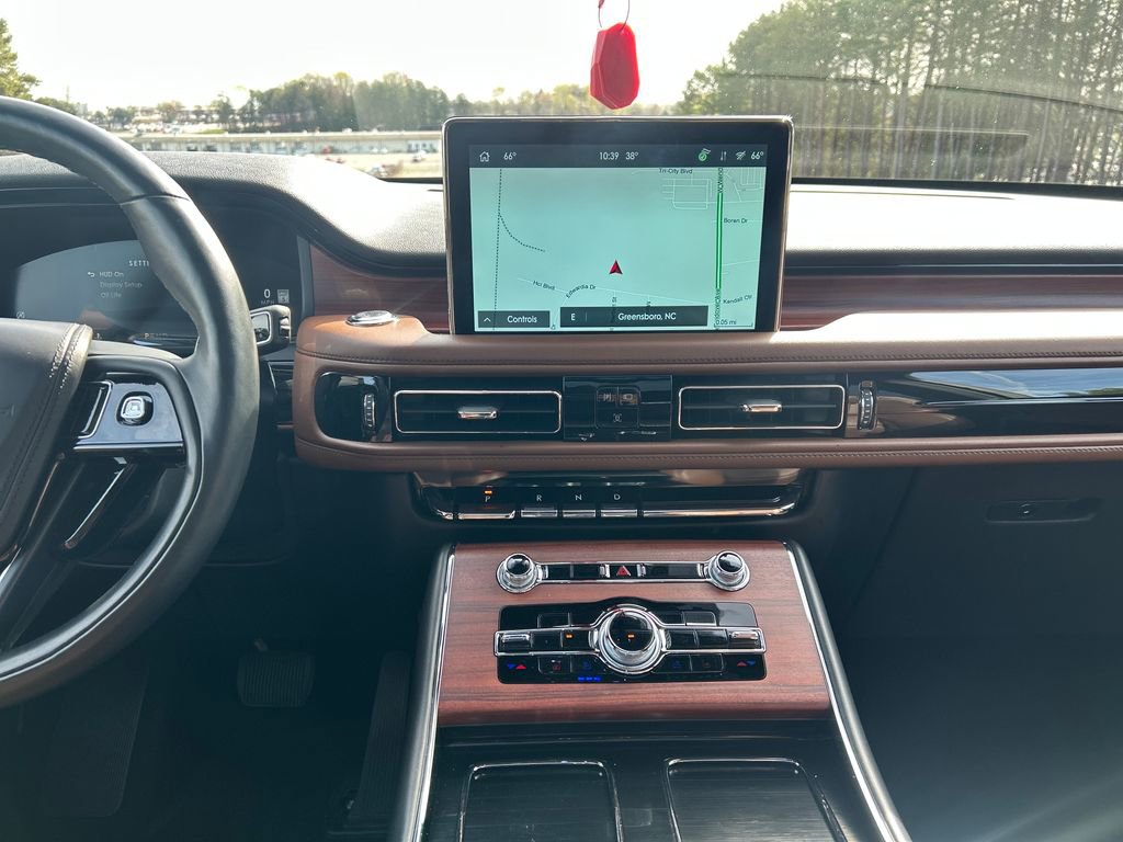 Certified 2023 Lincoln Aviator Reserve w/ Equipment Group 201A image 19