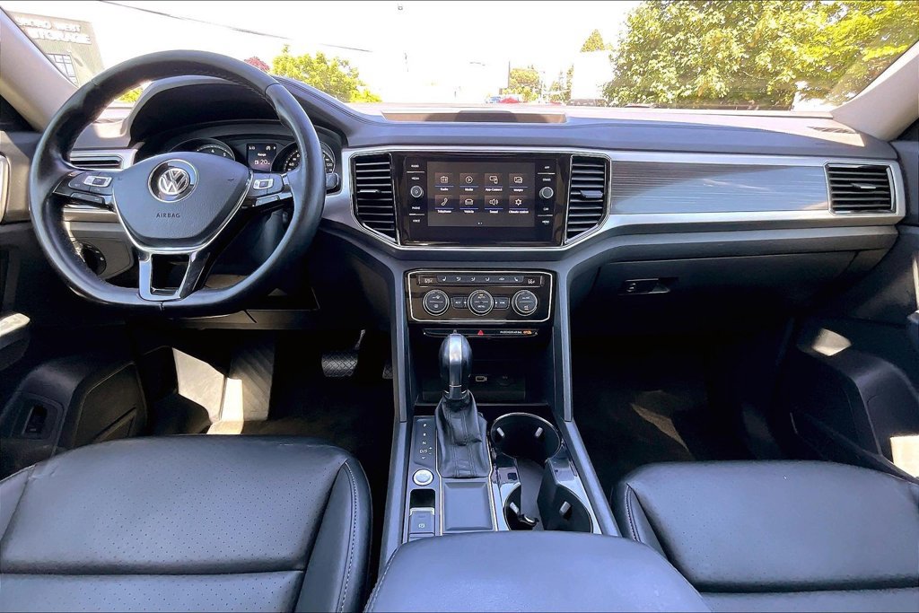 Used 2018 Volkswagen Atlas SEL FWD image 16
