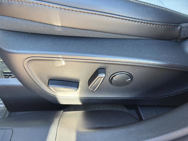 New 2026 Ford Escape SE FWD image 11
