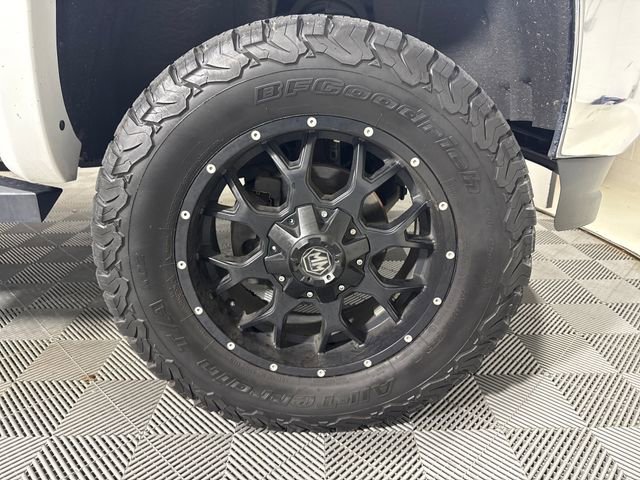 Used 2018 GMC Sierra 1500 SLE w/ SLE Value Package image 11