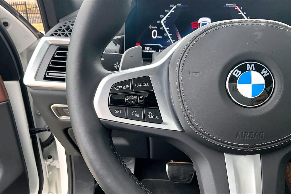 Used 2025 BMW X7 xDrive40i w/ M Sport Package image 20