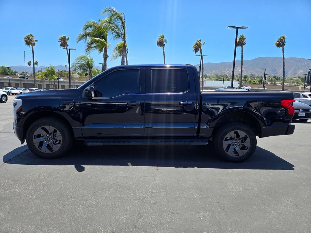 Used 2023 Ford F150 Lightning Lariat AWD/4WD image 4