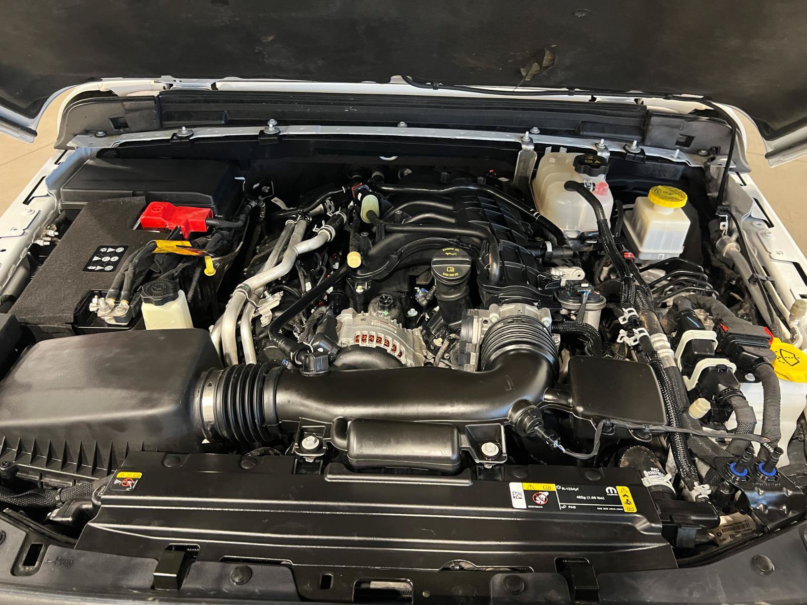 Used 2023 Jeep Gladiator Sport AWD/4WD image 40