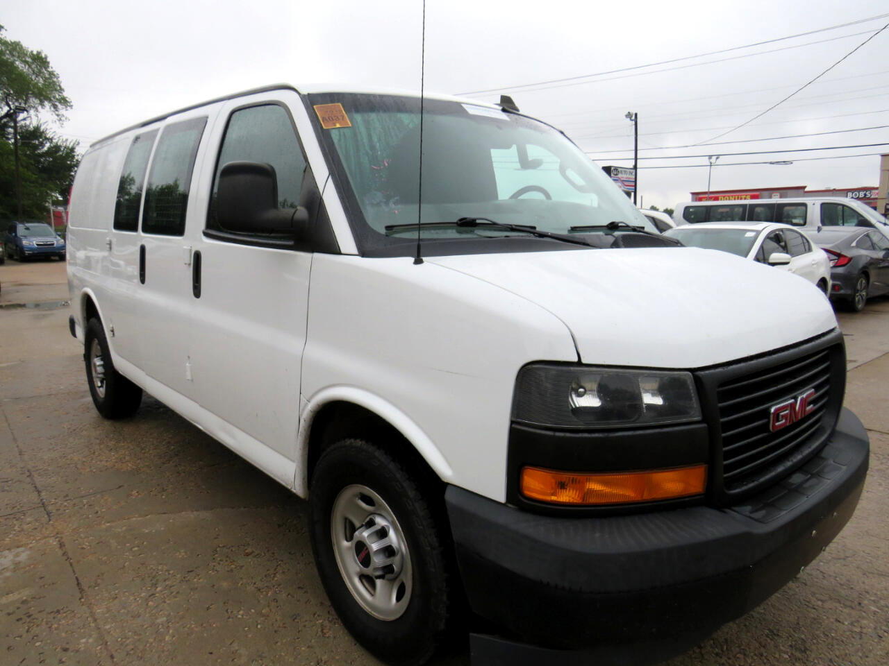 Used 2019 GMC Savana 2500 w/ Driver Convenience Package image 11