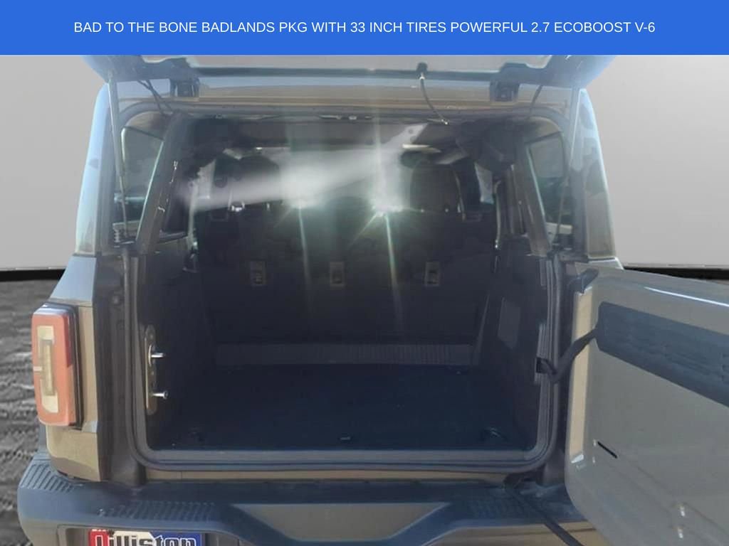 Used 2025 Ford Bronco Badlands image 14