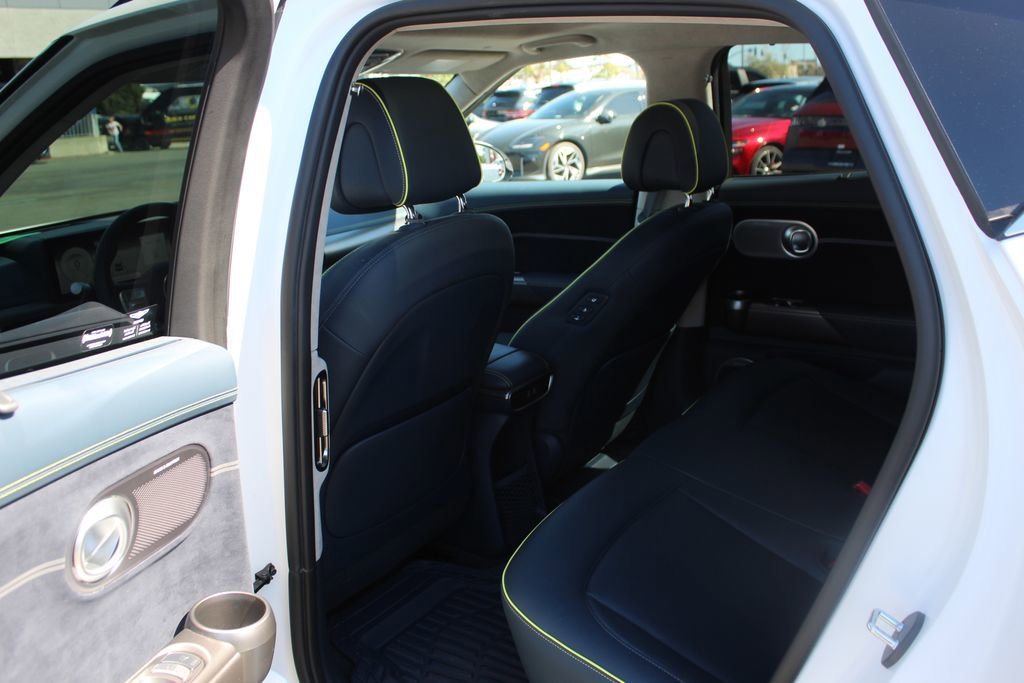 Used 2023 Genesis GV60 Performance image 18