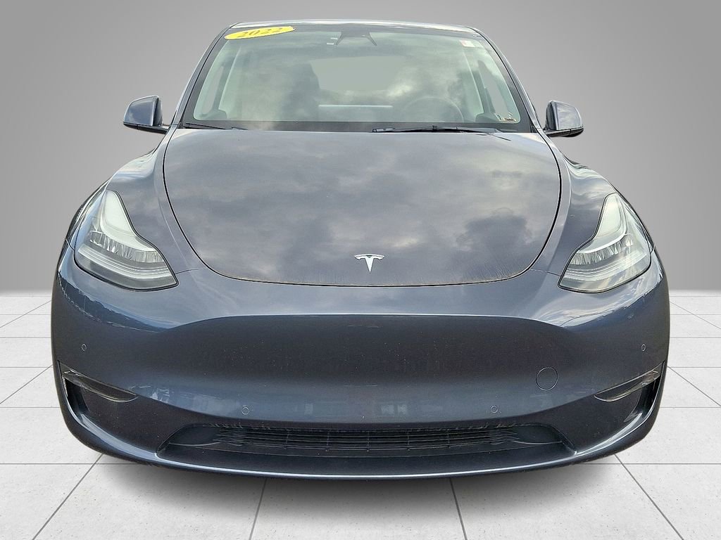 Used 2022 Tesla Model Y Long Range image 3