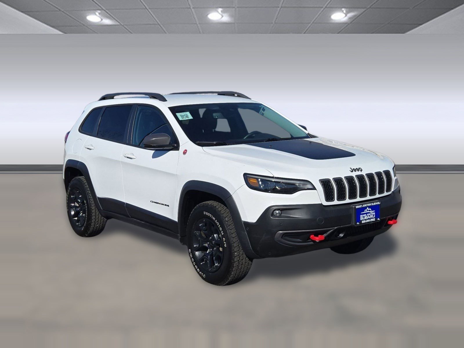 Used 2021 Jeep Cherokee Trailhawk w/ Technology Group image 7